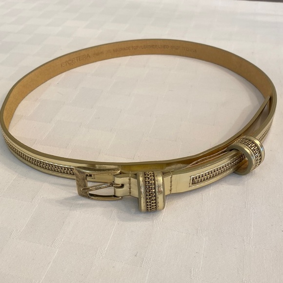 Etcetera Vintage Gold Metallic Leather Skinny Statement Belt Zipper Detail XS - Picture 1 of 5
